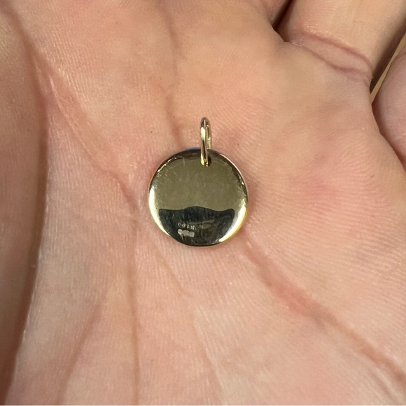 SCORPIO ZODIAC CHARM PENDANT - MEJURI - SOLID 14K YELLOW GOLD - Picture 6 of 7